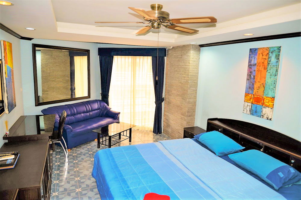 รูป Studio Condominium @ Jomtien Beach Condo - Rimhad - รูปที่ 1/19