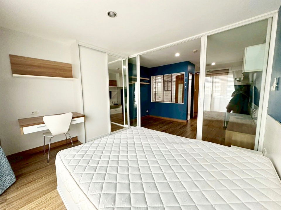 รูป code : C05 ให้เช่าคอนโด กรีเน่ คอนโด สุทธิสาร (Grene Condo Sutthisan) | ห้องใหญ่ 31 ตร.ม. ชั้น 4 เฟอร์ครบ เครื่องใช้ไฟฟ้าครบ พร้อมอยู่ - รูปที่ 1/8