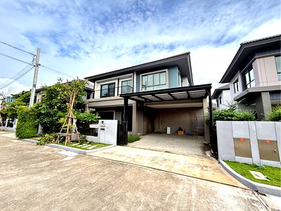 ขายบ้านเดี่ยว : ขายบ้านเดี่ยว 2 ชั้น หมู่บ้าน เวนิว ไอดี เวสต์เกต 50 ตารางวา 