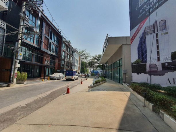 picture FOR RENT  OFFICE PROPERTY  289000 BAHT per MONTH - 4/8