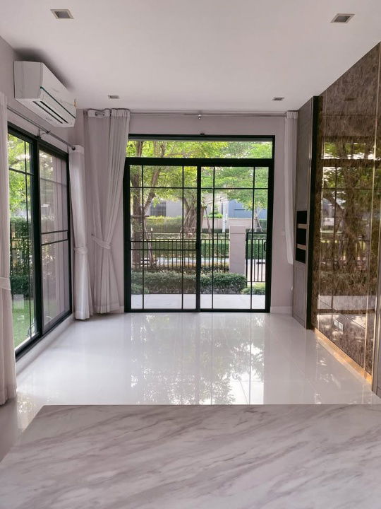 รูป ขายบ้านเดี่ยว 2 ชั้น หมู่บ้าน บางกอก บูเลอวาร์ด สาทร-ปิ่นเกล้า 2 64 ตารางวา  - รูปที่ 2/9
