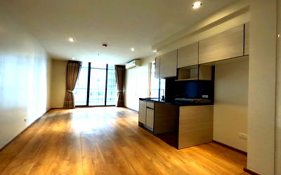 ขายคอนโด : ขายคอนโด Park24 BTS Phrompong ห้องมุม 2 ห้องนอน รีโนเวทใหม่ราคาถูกกว่าตลาดและต่ำกว่าประเมิน กำไรเห็นๆ