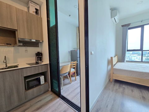 FOR RENT  :  YL090407 :  ( Knightsbridge Collage Ramkhamhaeng ) 