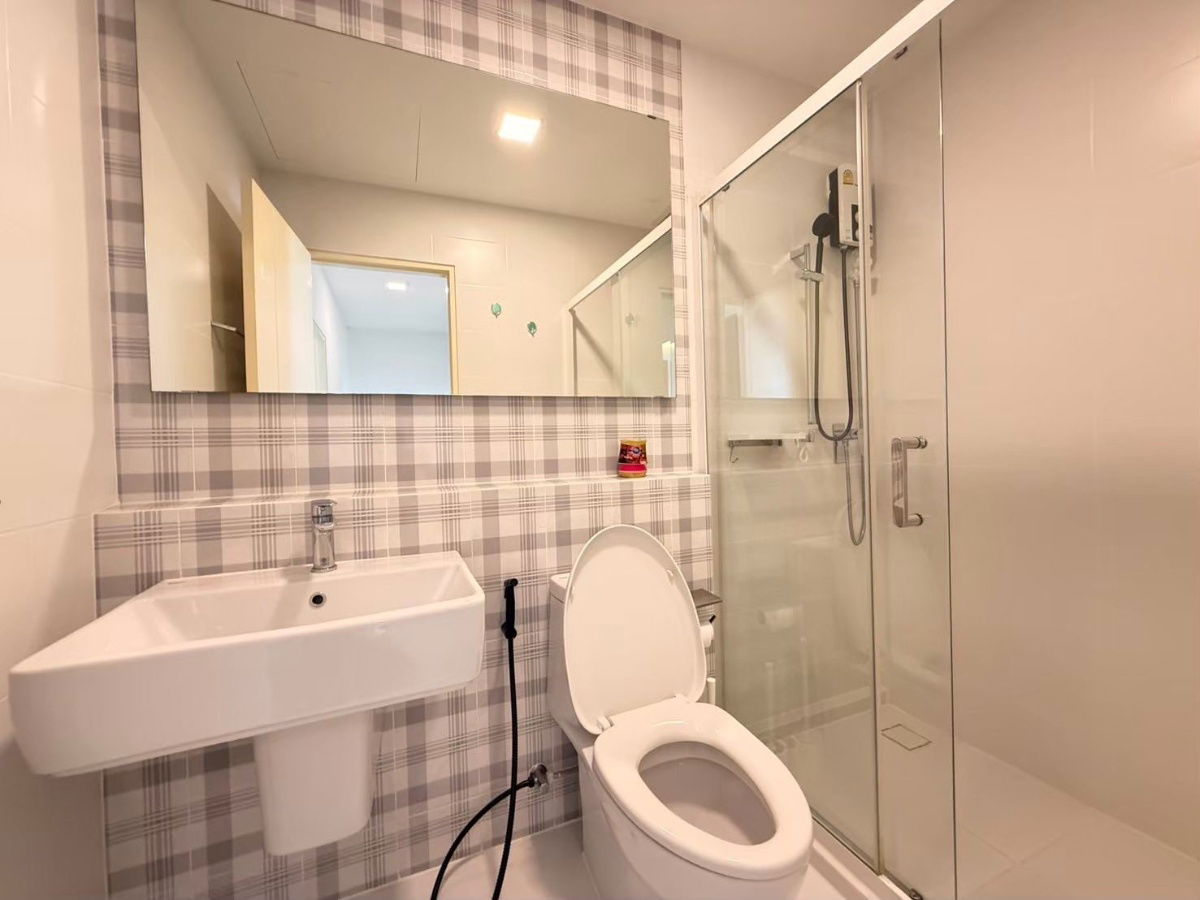 picture LD1-195    Townhome for Rent Indy Bangna Ramkhamhaeng 2 Size 27.4 sq.w. Beautiful, luxurious built-in decorations, move-in ready @rdsluxury - 17/20