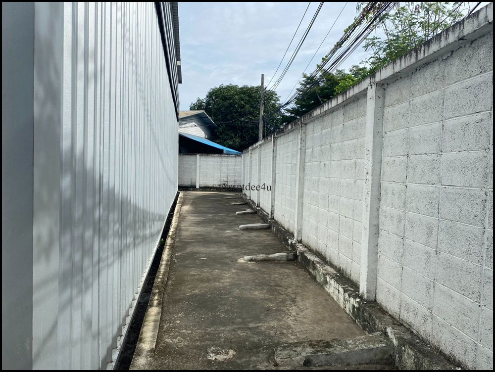 รูป AW566 ให้เช่าโกดัง ขนาด 240 ตร.ม. ที่ดิน 131 ตร.ว. ริมถนนพัฒนาการ เปิดหน้าร้านได้ คอนเทนเนอร์เข้าได้ - รูปที่ 10/11