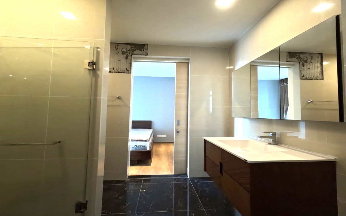 picture Park24 BTS Prompong for Sale Below Market Price. Condo Park 24 The price is lower than the market newly renovated.  - 10/39