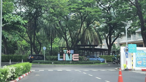 💜💜The Line Phahonyothin park💜💜big size💜💜call me 099-6545197