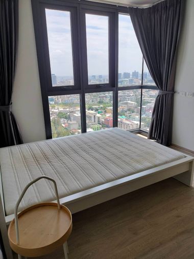 ให้เช่า คอนโด เดอะ เบส การ์เด้นท์ พระราม 9 *ห้องหัวมุม* ที่ ไลน์: @homefinder