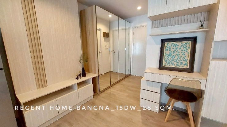 รูป For Rent-New room new project at Regent Home Bangna with pool and garden view near BTS Bangna only 5 mins walk - รูปที่ 3/5