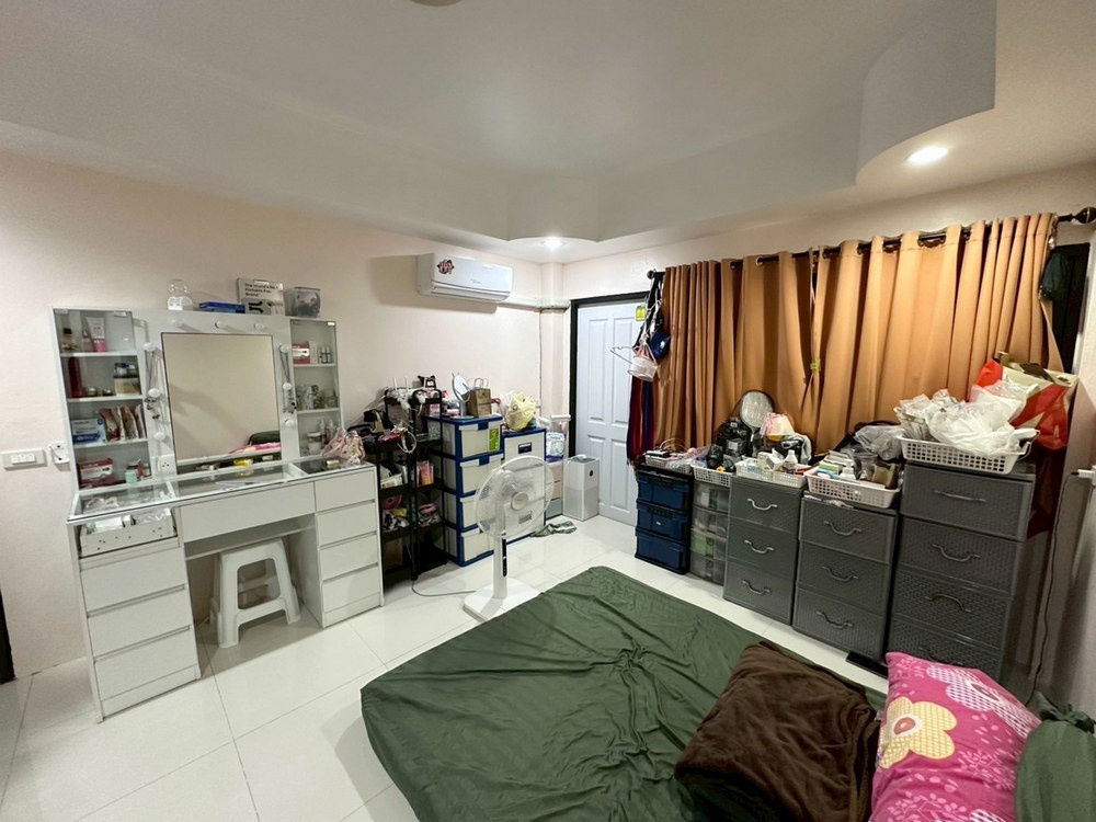 รูป Call : 098-247-8889 หมู่บ้านสิชล ถนนกาญจนาภิเษก เขตบางแค ขายทาวน์เฮ้าส์ 3 ชั้น 28 ตารางวา หน้ากว้าง 6 เมตร 4 ห้องนอน 3 ห้องน้ำ ใกล้ MRT หลักสอง - รูปที่ 6/12