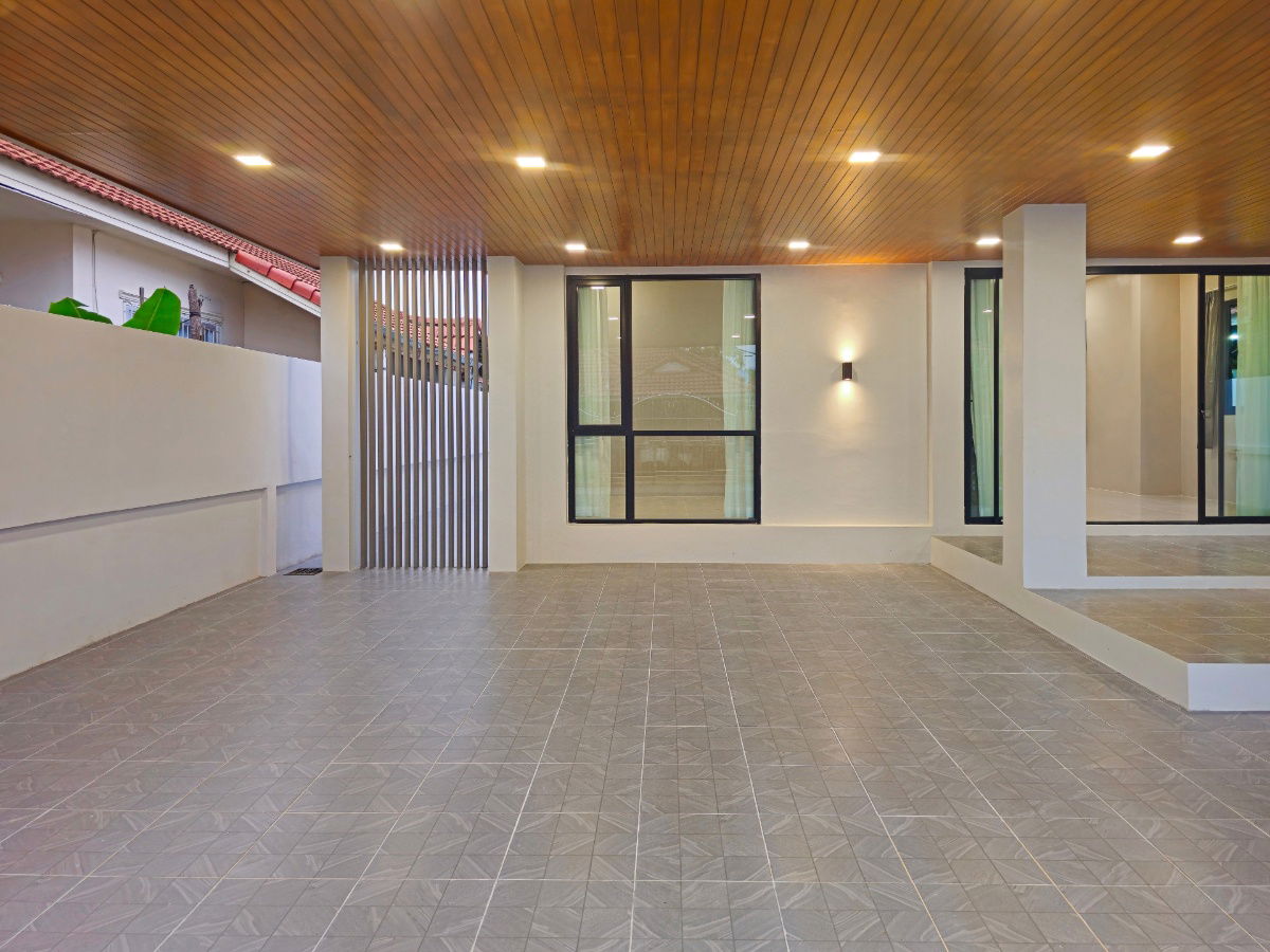 picture Renovated Single House – Ratchaphruek Village, Khon Kaen (Near Bueng Nong Kot) - 3/13