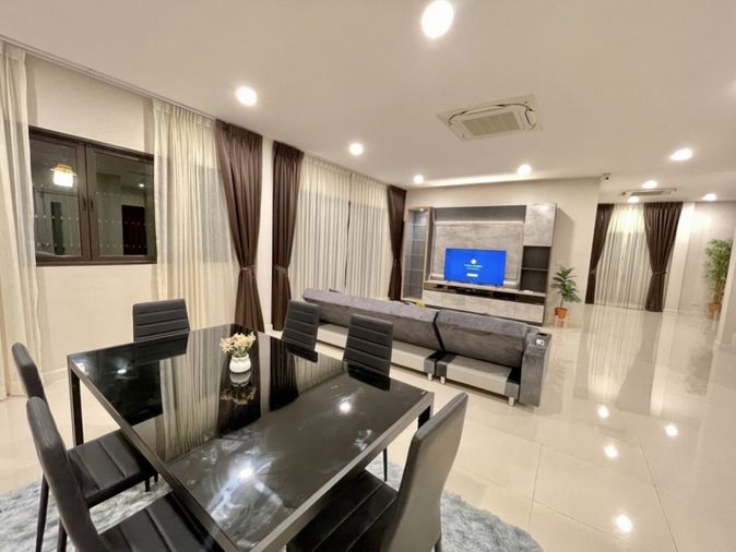 ให้เช่าบ้านเดี่ยว 5 ห้องนอน 380 ตร.ม. 95 ตร.ว. เดอะ ซิตี้ รามอินทรา 2