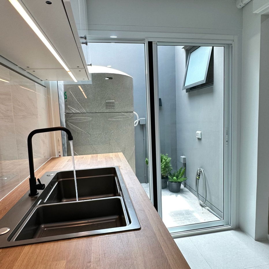 picture LD1-191 For Rent: Townhome at Pleno Sukhumvit - Bangna 3 Land size: 33.5 sq.wah | Near IKEABangna | Beautifully decorated & move-in ready @rdsluxury - 8/16