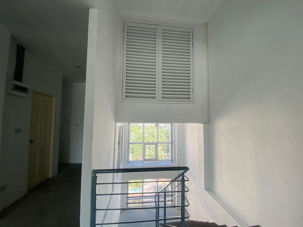 picture ET92030– For Rent: 5-Storey Office Building, Chatuchak area, total usable area of 520 sq. m.,  ideal location for a home office / business ventures. - 7/13