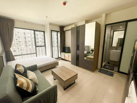 Rent 1 bed 1baht 24 sqm Rhythm Asoke 1 Condo Minimum contract 1 year contract we have many units here pls contact us Can Negoวิวสวน