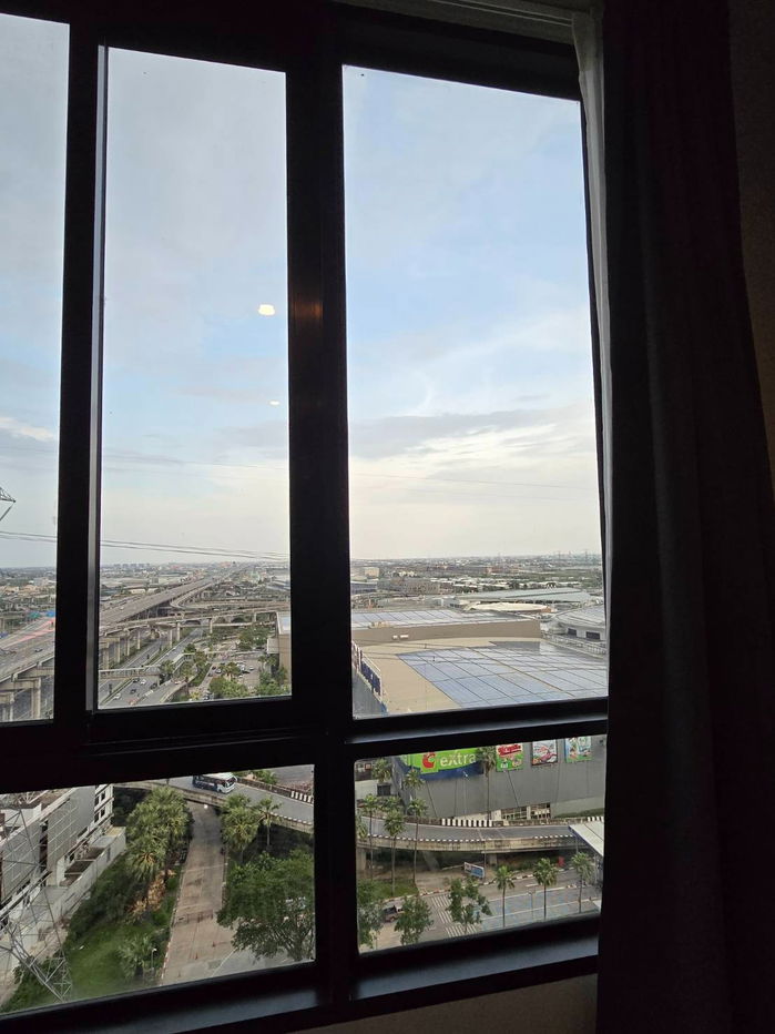 picture Code: KJ8554  for rent Nue Mega Plus Bangna // Line ID: @kjcondo (with @) // - 24/45