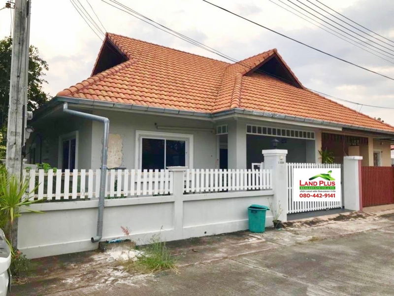 บ้านแฝดให้เช่า : ให้เช่าบ้านแฝด หลังบุญถาวรบางเสร่, พร้อมเข้าอยู่