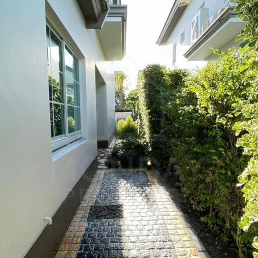 4-bed house for rent, 291 sqm, 291 sq wah, Nantawan Ramintra - Paholyothin 50