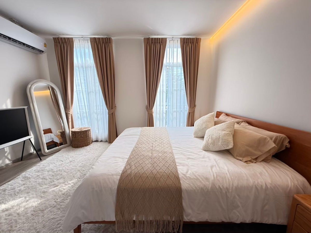 picture LD1-195    Townhome for Rent Indy Bangna Ramkhamhaeng 2 Size 27.4 sq.w. Beautiful, luxurious built-in decorations, move-in ready @rdsluxury - 13/20