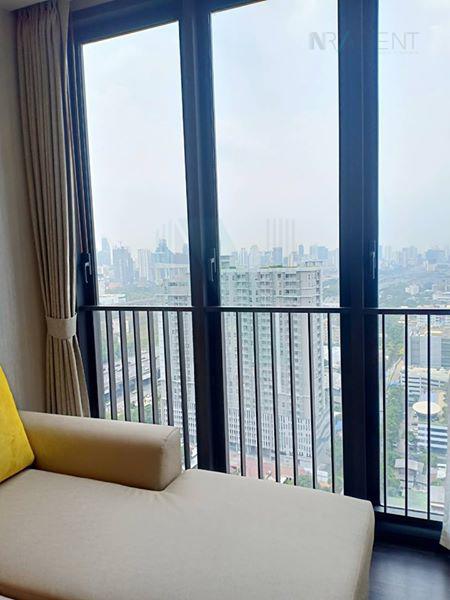 picture 📌 For Rent Condo THE LINE ASOKE - RATCHADA Building 1, Floor 28,1 bed room, Room size 35.00 sqm - 2/8