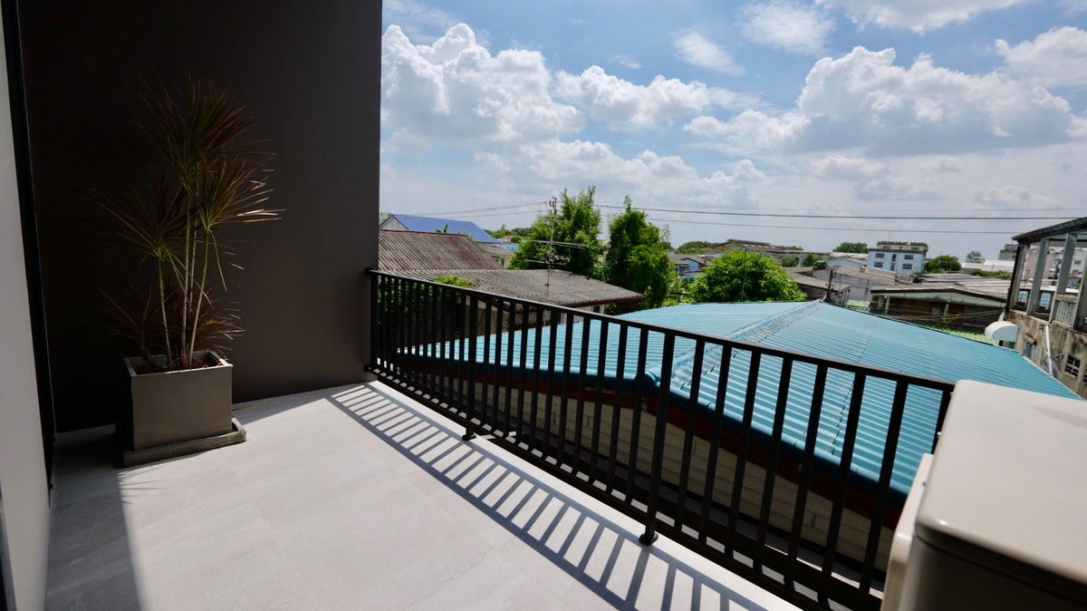 picture 3-story home office for sale, new project in Theparak, using premium materials, only 8 units, special price starting at 5.9 million baht,  - 9/16