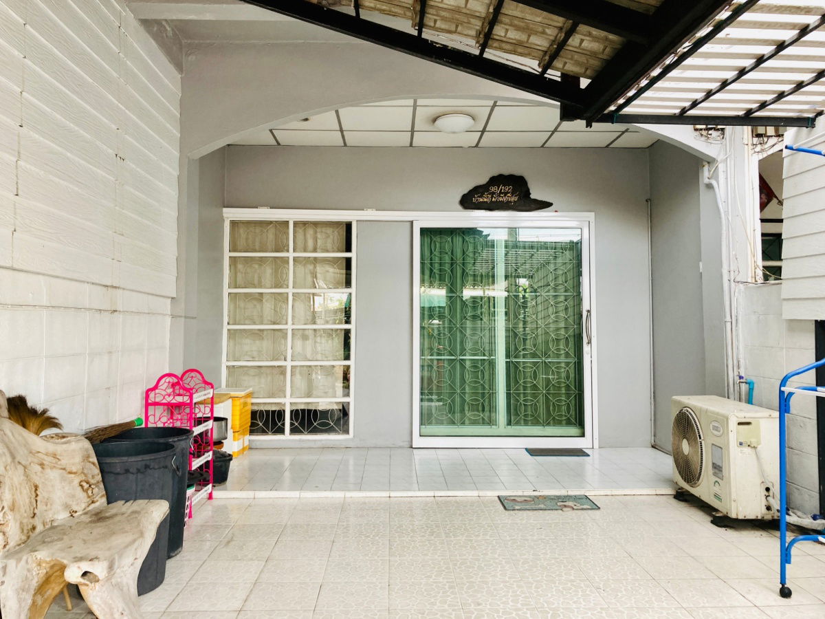 picture Lak Si Villa, 4 bedrooms, 3 bathrooms  - 3/17