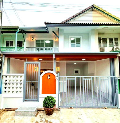 ทาวน์โฮม นนทบุรี : บ้านสวย  รีโนเวทใหม่  หมู่บ้านพฤกษา 26  บางใหญ่    ทาวน์เฮ้าส์ 3 ห้องนอน   ใกล้ MRT สถานีบางใหญ่  ใกล้เซ็นทรัล เวสเกต