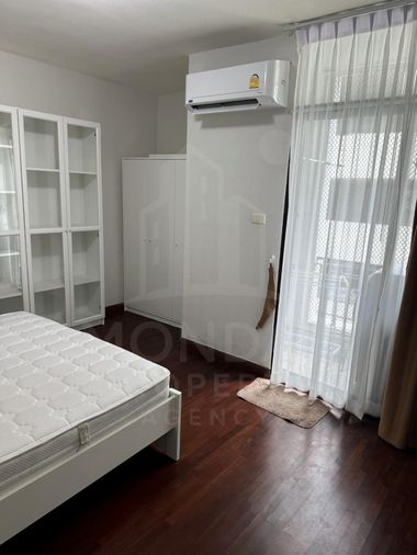 ให้เช่าคอนโด 2 ห้องนอน 120 ตร.ม. พิพัฒน์ เพลส