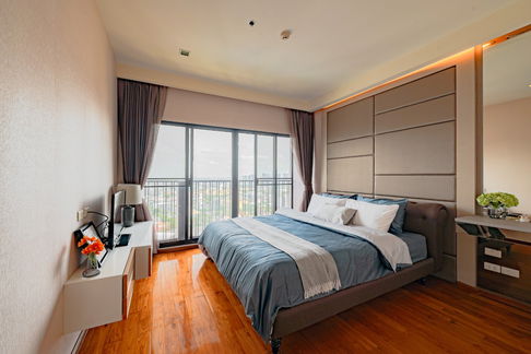 P-39228 🏢ต้องการขายคอนโด โนเบิล รีวิล 36 Soi Sukhumvit 63, Phra Khanong Nuea, Watthana, Bangkok Line Id @easythaihome 085-592-2897