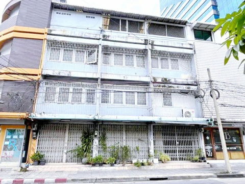 picture BTS Phra Khanong 800 m. 3-unit 4-story commercial building for rent 54 sq.wa. 792 sq.m. located on t - 2/8