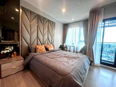 Condos for rent Bangkok : Code: KJ8556  for rent Life Sathorn Sierra // Line ID: @kjcondo (with @) //