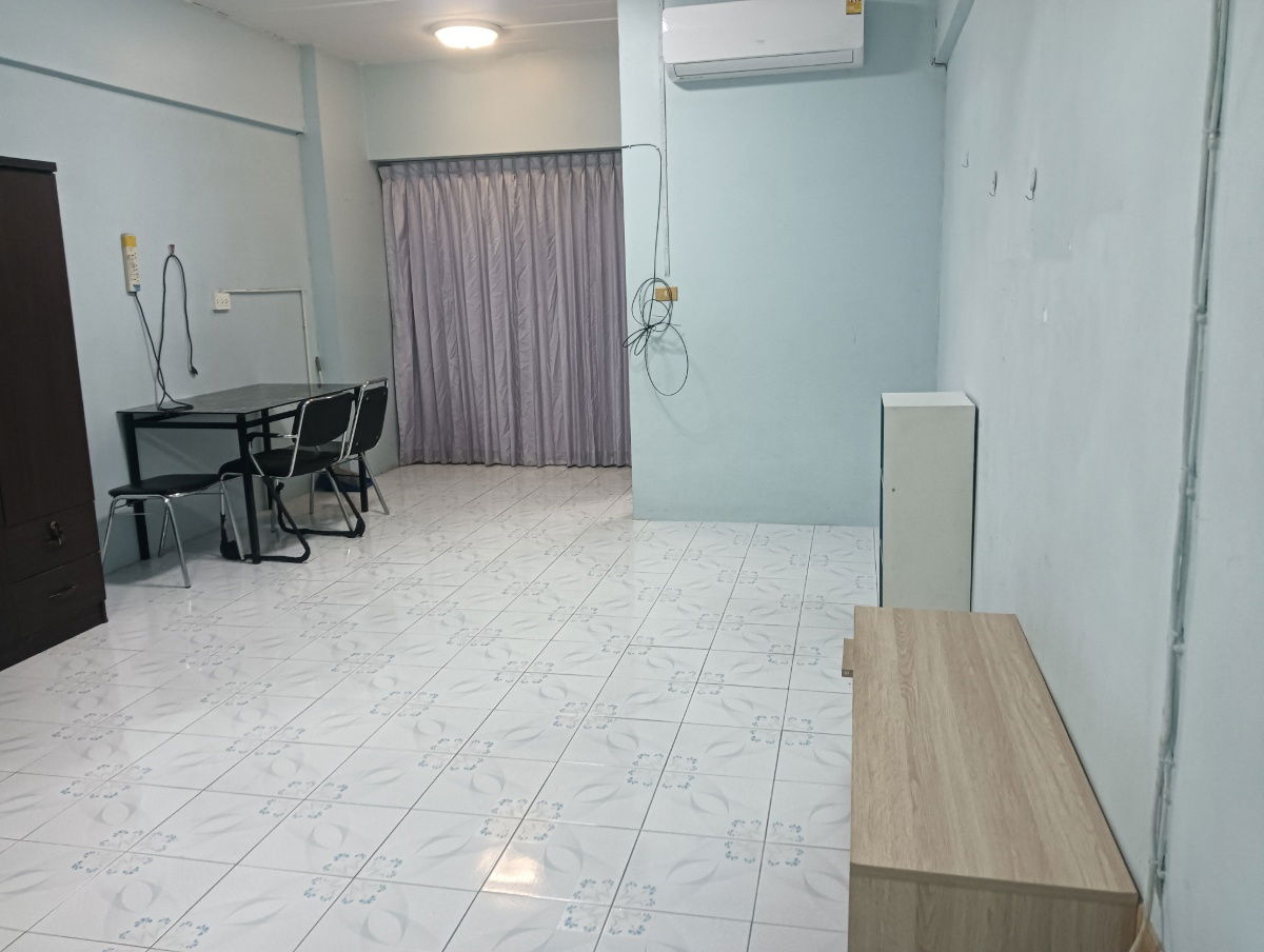 picture Budget Condo near MRT Srinuch & Central Bangna – Studio, 32 sqm, 4,500 THB - 3/8