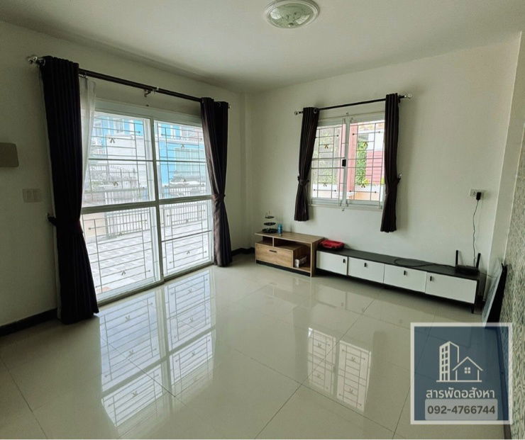 รูป บ้านเดี่ยวหลังใหญ่ 60 ตารางวาปล่อยเช่าเพียง 25,000 บาท - รูปที่ 3/10