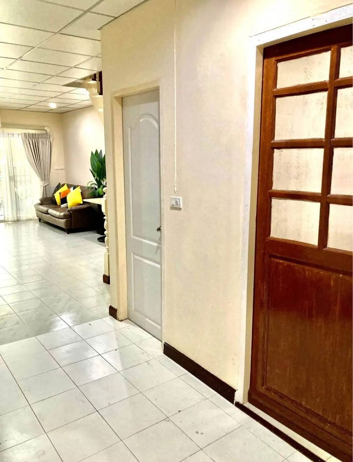 รูป T 1433 ให้เช่า ทาวน์เฮ้าส์ 2 ชั้น รีโนเวทใหม่ ซ.บางนา ตราด 56 บ้านสวย เฟอร์นิเจอร์ครบ พร้อมอยู่ ราคา 20,000 บาท - รูปที่ 6/20