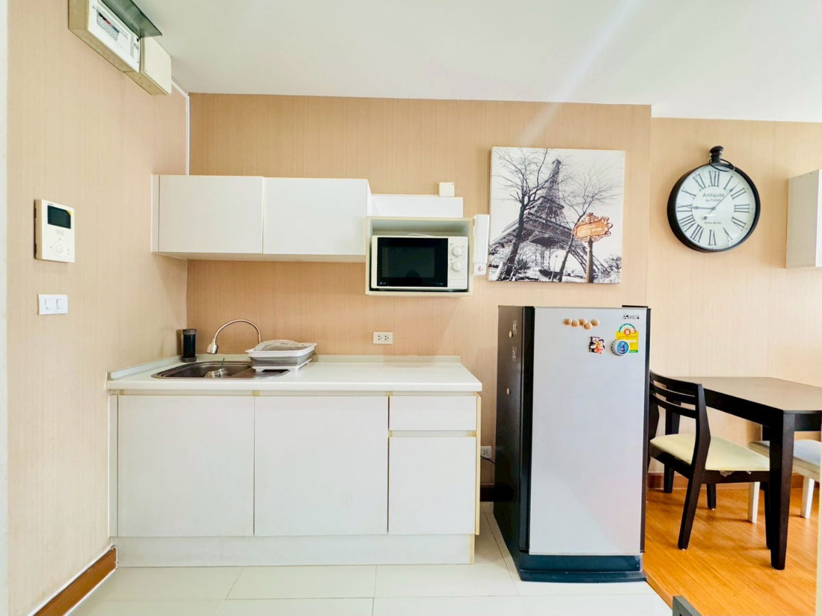รูป 🏢 ขายคอนโด Airlink Residences ห้องสวย พร้อมอยู่ ใกล้ ARL ลาดกระบัง เพียง 1.45 ล้านบาทเท่านั้น! ติดถนนร่มเกล้า เดินทางสะดวก ใกล้สนามบิน ✈️✨ - รูปที่ 3/6