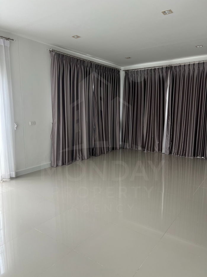 รูป 📌 ด่วน ขายบ้าน สวย ทำเลดี ราคาโดนใจ โกลเด้น นีโอ สาทร MD-94701 - รูปที่ 2/6