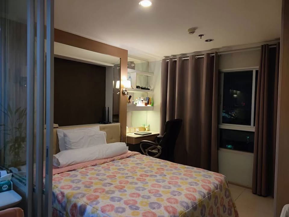 รูป ใกล้รถไฟฟ้า และรถประจำทาง ใกล้ห้าง  ลุมพินี พาร์ค รัตนา - รูปที่ 1/8