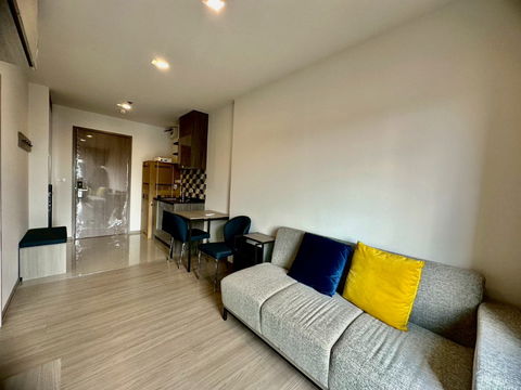 The Base Phetchaburi-Thonglor (1Bed 1Bath) Full furnished 34 Sqm. Rent 17,000/month▫️Line: @sanhaproperty📲095-6922871 