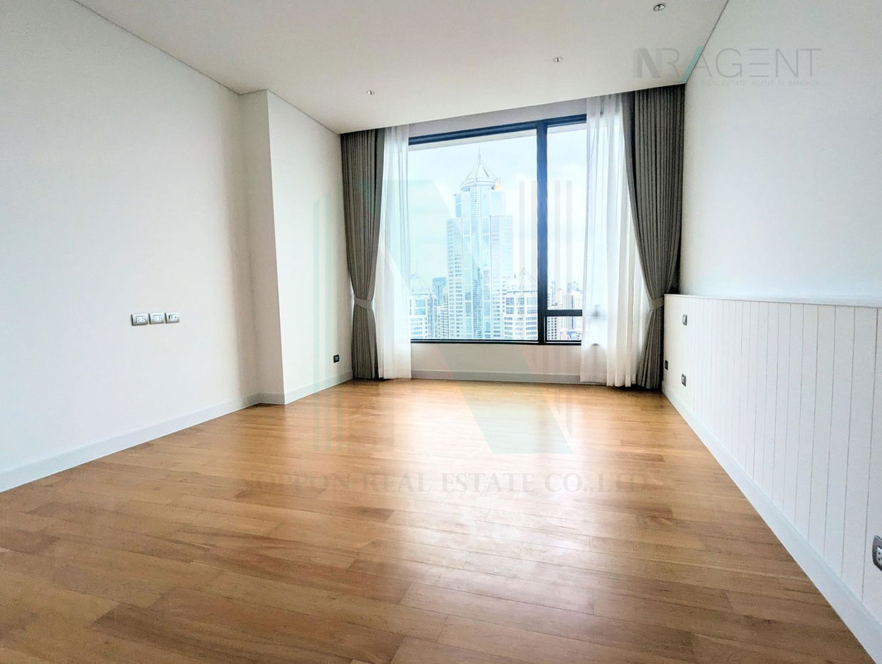 picture 📌 For Rent Condo SINDHORN RESIDENCE Building 1, Floor 28,3 bed room, Room size 148 sqm - 3/8