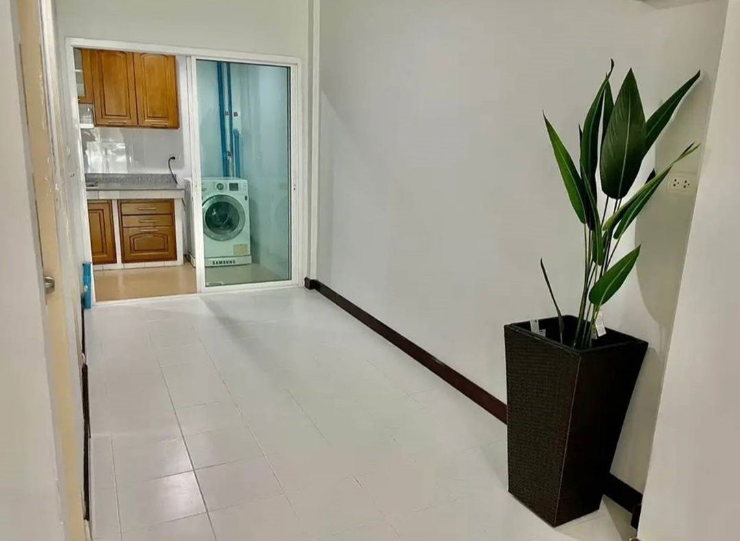 รูป T 1433 ให้เช่า ทาวน์เฮ้าส์ 2 ชั้น รีโนเวทใหม่ ซ.บางนา ตราด 56 บ้านสวย เฟอร์นิเจอร์ครบ พร้อมอยู่ ราคา 20,000 บาท - รูปที่ 9/20