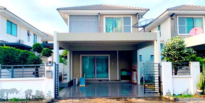 ขายบ้านแฝด : บ้านแฝด ทาวน์โฮม  หมู่บ้านไลฟ์ซิตี้โฮม อ่างศิลา เฟส 2  (สุขุมวิท-อ่างศิลา ชลบุรี) 