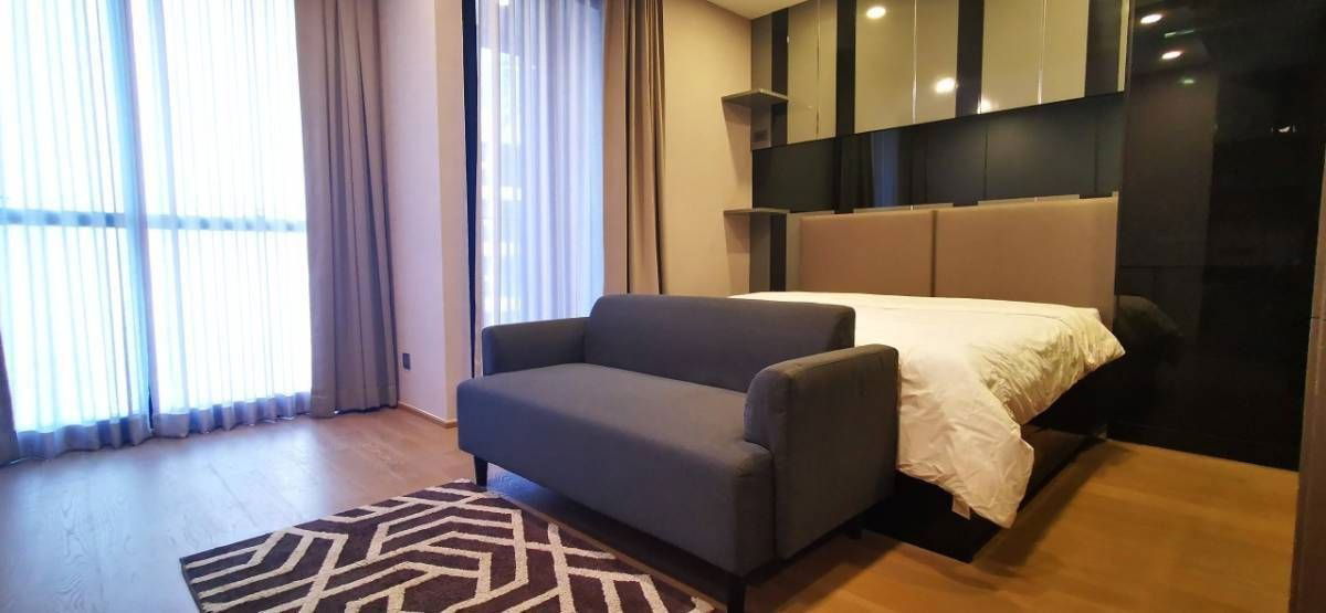 รูป Ashton Chula Silom【𝐑𝐄𝐍𝐓】🔥ห้องสวย สไตล์โมเดิร์น เรียบหรู  เฟอร์นิเจอร์จัดเต็ม ส่วนกลางครบครัน ใกล้สามย่านมิตรทาวน์🔥  ติดต่อไลน์ไอดี: @hacondo - รูปที่ 1/7