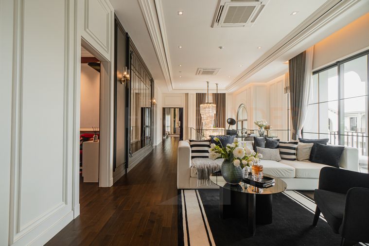 Grand Bangkok Boulevard Bang Na KM. 15  5 bedrooms, for sale