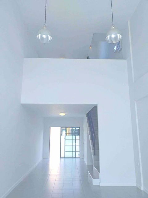 picture Phetkasem 77-81 Wat NongKhaem Sch 1.2km.. 5bed Commercial building for rent 3.5-storey corner unit - 5/8