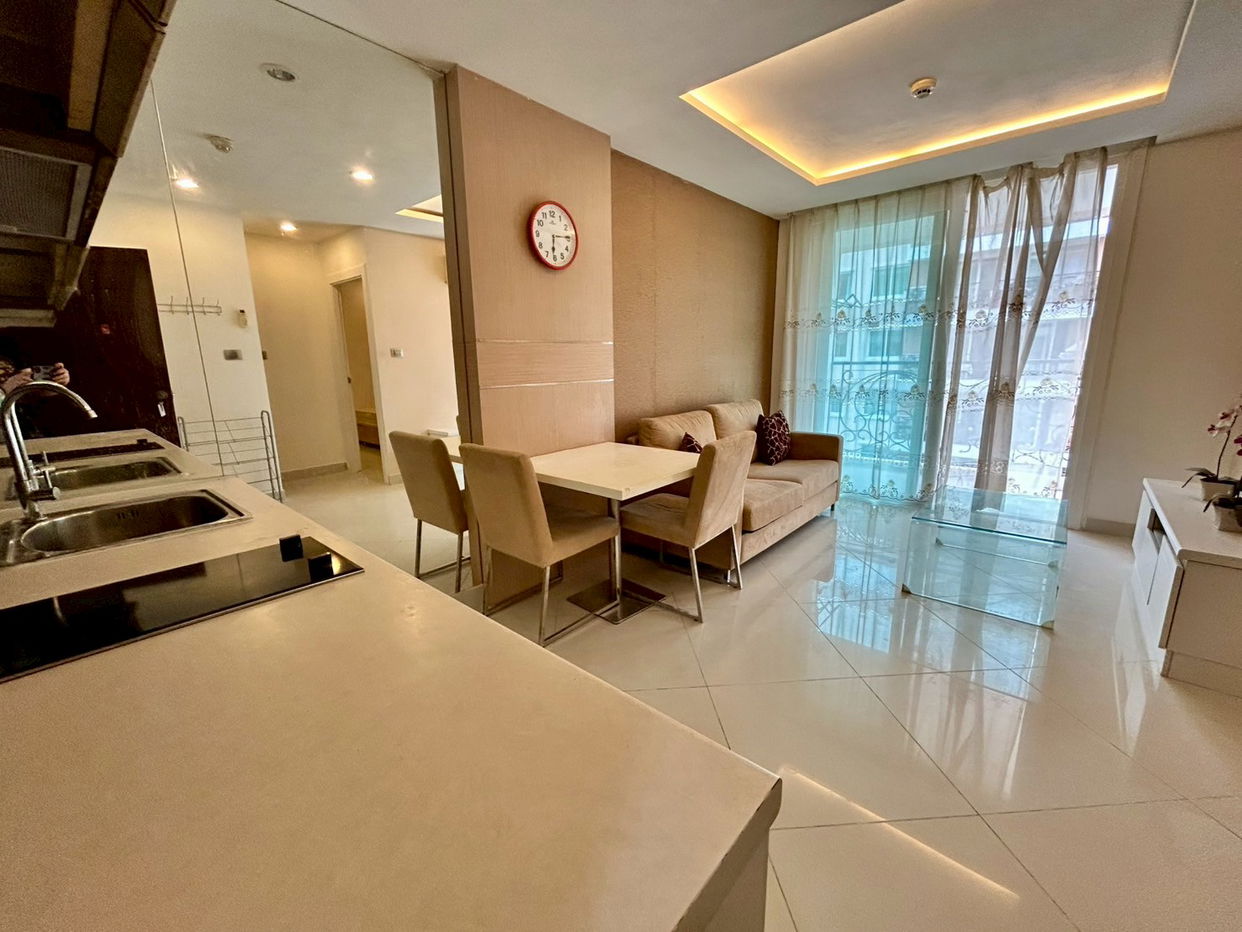 picture 1 Bedroom Condominium @ Paradise Park - 12/24