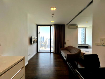 Condos for rent MRT Si Lom  : Code: KJ8570  for rent Nara 9 // Line ID: @kjcondo (with @) //