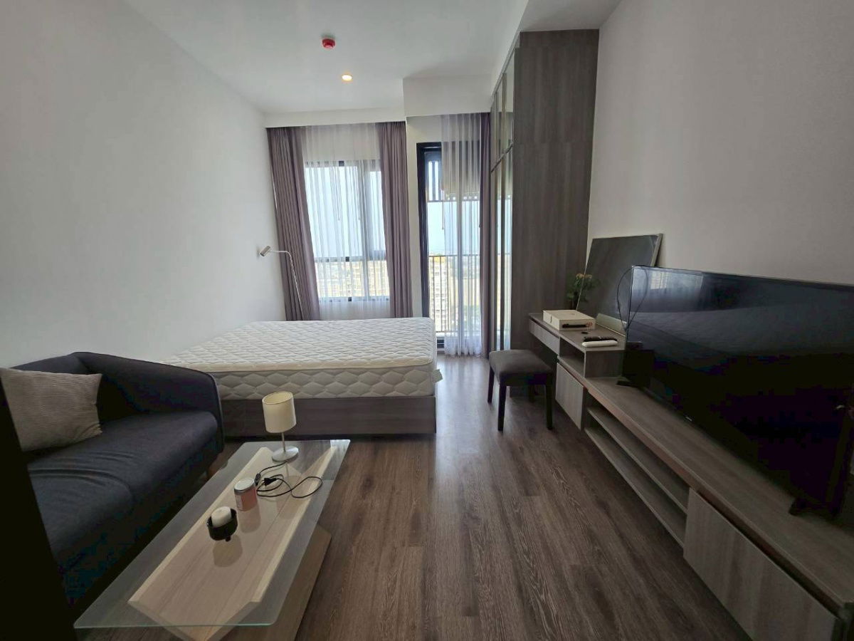picture  KnightsBridge Prime Onnut for rent >> Studio room (14,000 baht) >> Fully Furnished Nice unit (Line ID: meigood777) - 1/10