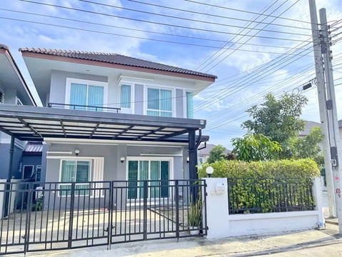 Mitmitri Road Lotus NongChok 1.2 km.MRT Suwinthawong. For rent house 2-storey vcorner unit 45 sqwa.