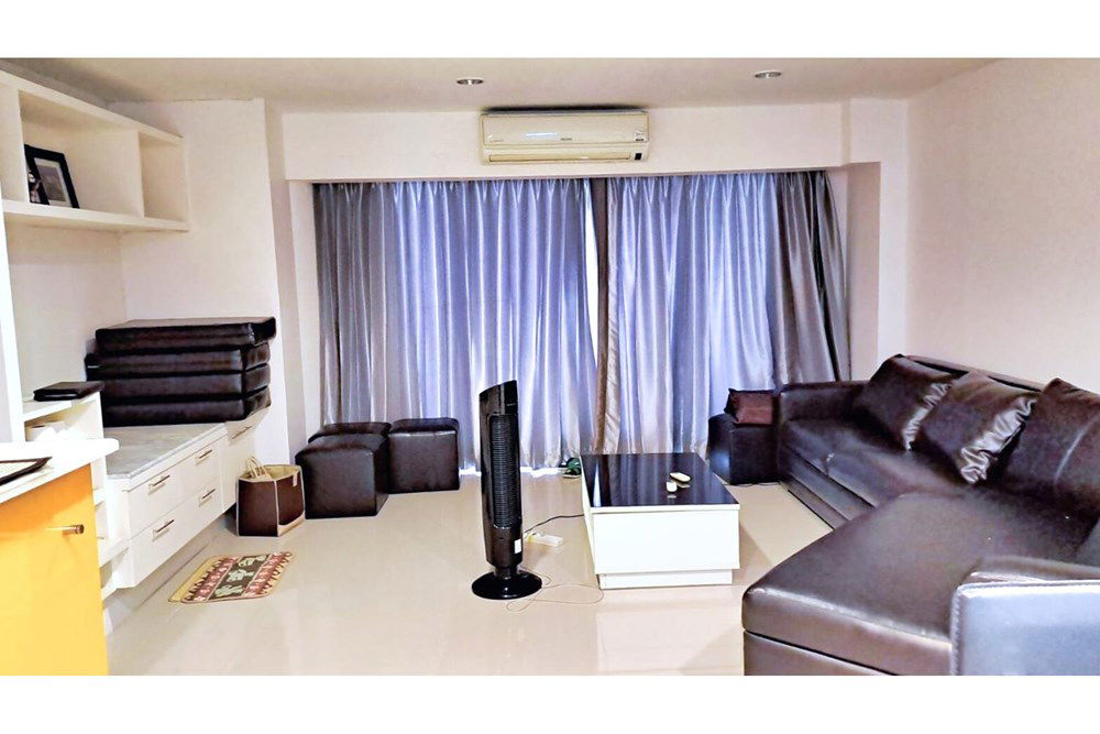 picture [920071001-10589] FOR SALE Stunning river view 1 bed high floor State Tower - 4/9