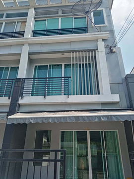 3-story townhome for rent in Baan Klang Muang, Rama 9-Ramkhamhaeng.